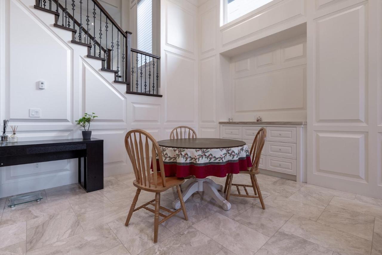 Luxurious Private Rooms In Richmond Exterior foto