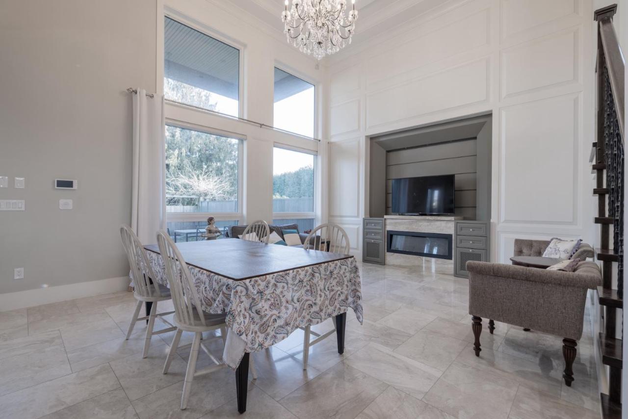 Luxurious Private Rooms In Richmond Exterior foto